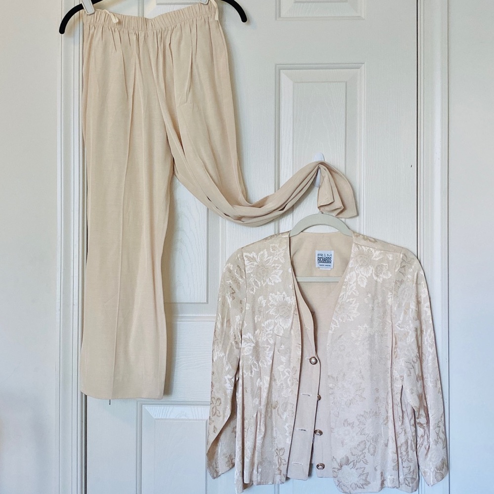 Formal set blazer and pants cream